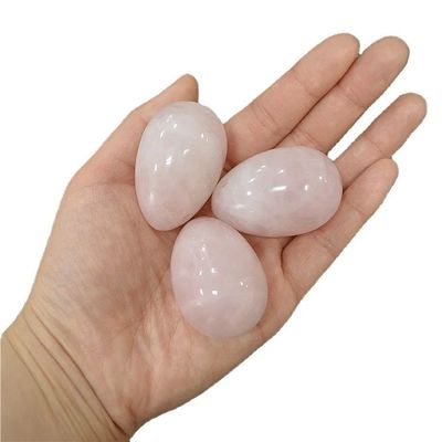 Le thème de l'amour Rose Quartz Yoni Oeufs en rose pour les prix de Noël