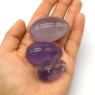OEM Accepté Des œufs Yoni sculptés pour l' exercice vaginal Des œufs de jade d' améthyste naturellement percés
