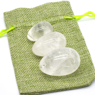 Roche cristalline claire Quartz Yoni œufs technique polie OEM Accepté pierre précieuse naturelle Chakra de guérison Lapidary