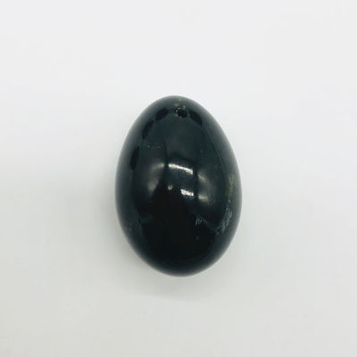 Naturel vert foncé certifié néphrite perforé moyen Jade Yoni œufs 40 * 30mm pour le bénéfice