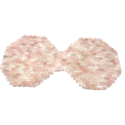 Découvrez les pouvoirs curatifs du quartz rose avec ce masque de massage corporel