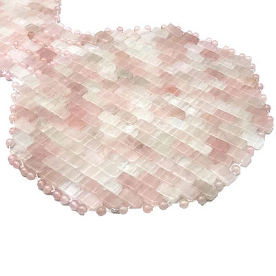 Découvrez les pouvoirs curatifs du quartz rose avec ce masque de massage corporel