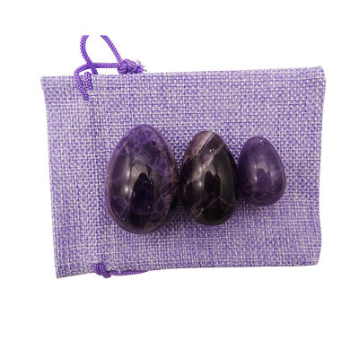 Type de sculpture en pierre précieuse Améthyste naturel Ensemble d'œufs en cristal de 3 PCS Encrés à la main Kegel Jade œufs pour les femmes