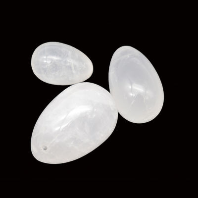 Un ensemble d'œufs Yoni à la néphrite naturelle certifiée La solution parfaite pour les amateurs de sport