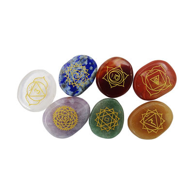 Sept pierres de chakra Reiki ensemble de cristaux de guérison gravés symboles pour la transformation spirituelle