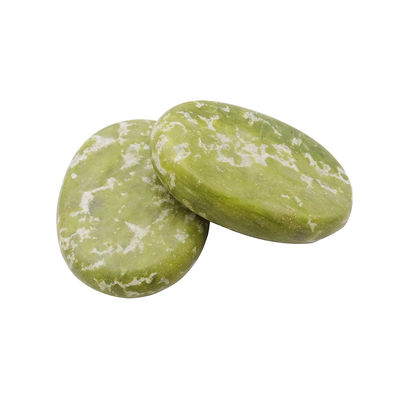 Des pierres chaudes naturelles à la guérison au Jade Xiuyan pour un massage professionnel et une relaxation au spa.