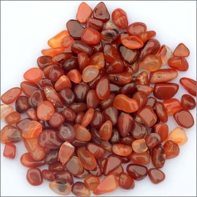 Agate rouge cristallin naturel poli Carnélien pierres de gravier pour le Feng Shui