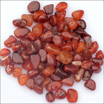 Agate rouge cristallin naturel poli Carnélien pierres de gravier pour le Feng Shui