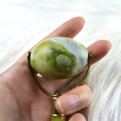 Logo personnalisé disponibled 100% naturel Xiuyan Jade Face Guasha Roller vert Jade Facial Gua Sha Massager Pierre soins de la peau