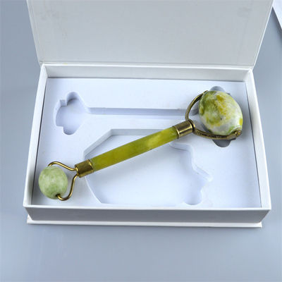 Logo personnalisé disponibled 100% naturel Xiuyan Jade Face Guasha Roller vert Jade Facial Gua Sha Massager Pierre soins de la peau