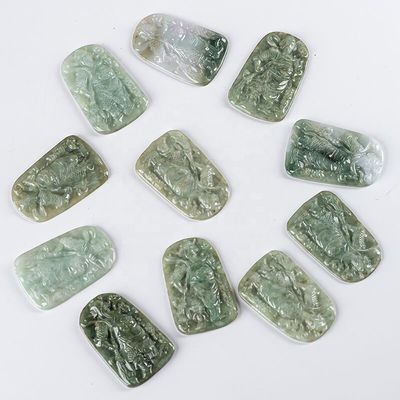 2024 Jadeite Guan Yin Pendentif de la Miséricorde Bouddhisme Troupes courageuses Collier de mode bijoux pour femme gravure type de sculpture