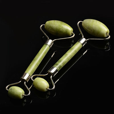 Donnez à votre peau l'amour qu'elle mérite avec notre rouleau de massage du visage et le Jade Xiuyan authentique