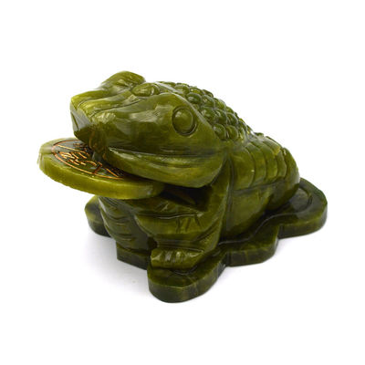 La sculpture de crapauds de jade vert pour la prospérité financière dans le fengshui