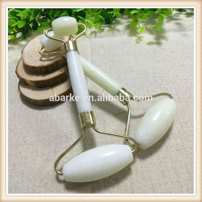 Massageur de visage naturel en jade blanc Le complément parfait à votre routine de soins de la peau