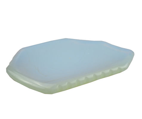 Produit de grattage de Guasha pour les soins de la peau en opalite 2024 Plaque de Gua Sha en pierre d'opale pour les soins de santé du visage et l'outil de massage du visage