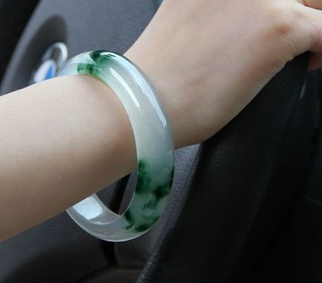 50-62 mm Autre Bracelet en jade à fleurs flottantes de jade émeraude naturel