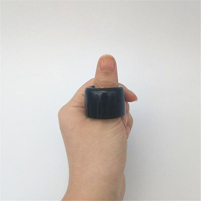 Une bague en jade de néphrite naturelle personnalisée pour hommes