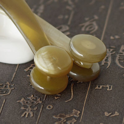 Yak Horn Gua Sha Board Bull Horn Massageur de corps Roller de soin de la peau pour la zone de massage de tout le corps