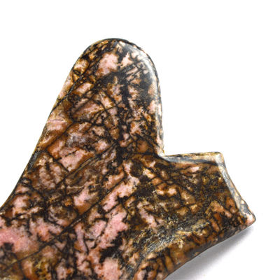 Outil à base de gua-sha de pierre de rhodonite personnalisable Masseur de visage rose et noir pour soulager le cou / épaule / dos / jambe