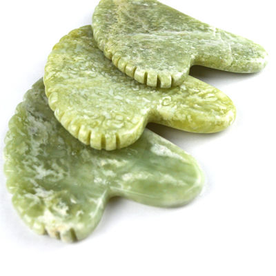 2024 Arrivées en forme de cœur naturel Xiuyan Jade Gua Sha Scraping Board L'outil de massage ultime pour la relaxation de tout le corps