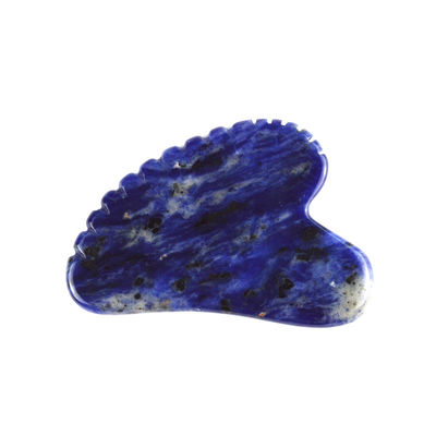 Outil de lifting du visage en forme de cœur Sodalite naturelle Gua Sha Stone pour les soins personnels et la relaxation du corps