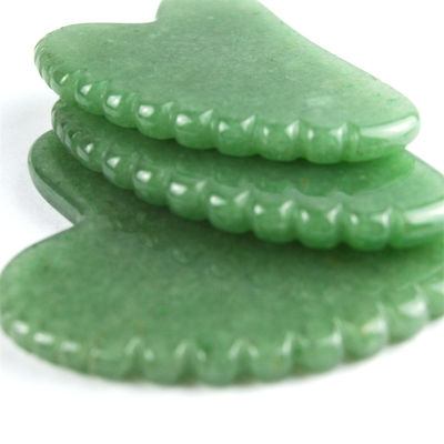 Massageur facial 2024 en forme de cœur Jade Gua Sha Outil pour le soin de la peau et masseur manuel
