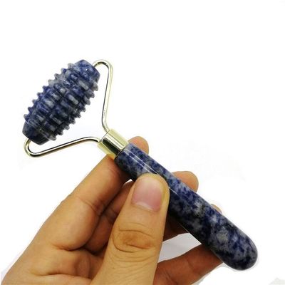 Technologie de massage facial Polissée en pierre naturelle bleue à point unique à tête unique à pointes en rouleau de jade Anti-âge avec la technologie