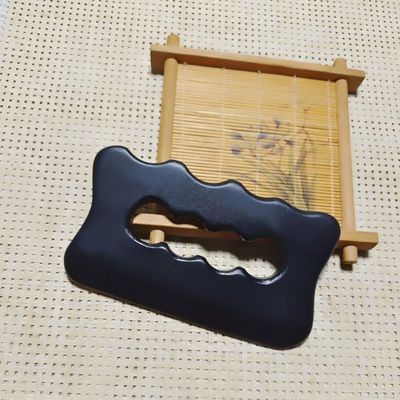 La planche de Bian Stone Gua Sha est l'outil de massage parfait pour la santé du corps.