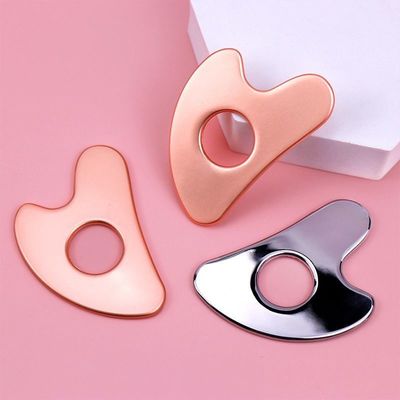 Outil de beauté du visage en métal en acier inoxydable en forme de cœur en forme de cœur et OEM / ODM