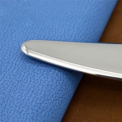 Tableau en forme d'oiseau en acier inoxydable pour le massage corporel et les propriétés du masseur