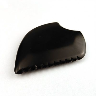 Outil d'acupuncture faciale Gua Sha Bian Stone pour le masseur de tête et le massage facial