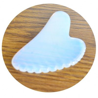 Plaque opalite Gua Sha pour les soins de la peau du visage et du corps Massage soins de santé Scrapping soins de la peau