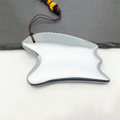 Outil de massage facial en carton naturel Terahertz Gua Sha Masseur en forme de cœur en argent pour le traitement des points de déclenchement