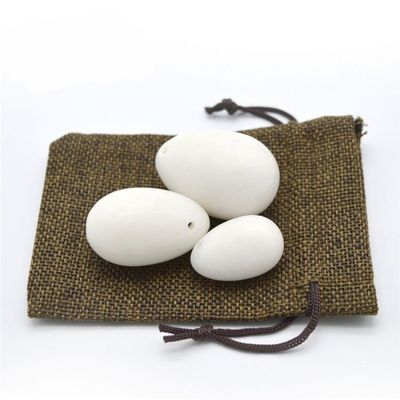 Corps 45*30mm Ovule Yoni de jade blanc ensemble de muscles vaginaux et pierres de guérison pour l'exercice de Kegel