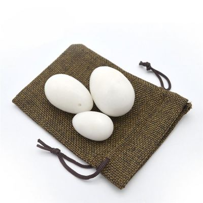 Corps 45*30mm Ovule Yoni de jade blanc ensemble de muscles vaginaux et pierres de guérison pour l'exercice de Kegel