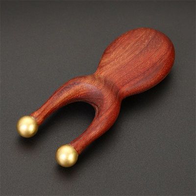 Outil de massage oculaire en laiton certifié ISO9001 pour le pont nasal Sandalwood Peigne de massage facial Gua Sha 95*38mm Taille