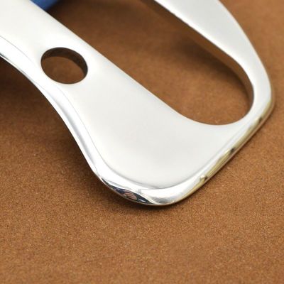 Outil de massage efficace pour le rasage du visage avec un design portable et léger