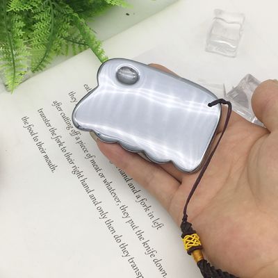 Style Terahertz Plaque de grattage outil de massage Gua Sha Guasha planche pour le dos masseur de corps argenté