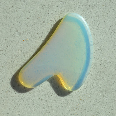 Outil de beauté Logo personnalisé disponible Opal Gua Sha Scraping Board pour le masseur facial