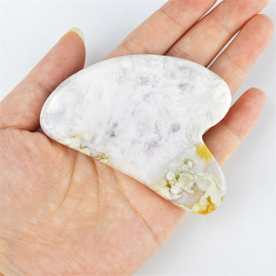 Logo personnalisé disponible en forme de cœur Sakura Agate Jade Gua Sha Outil de massage pour le visage Outil de massage pour le visage naturel Guasha