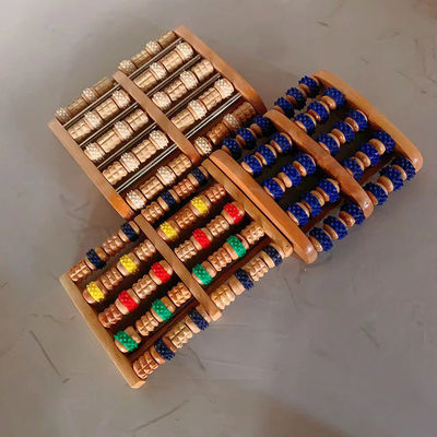 Outil en bois Pédicures Thérapie des pieds Méridien Massageur Colorisé en caoutchouc Roller de pied en bois pour le massage des pieds et le méridien