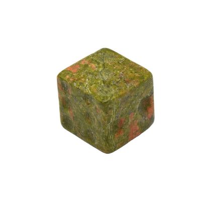 Prenez vos mains sur Gemstone 15mm Cube Dice Un must-have pour tout amateur de jeux