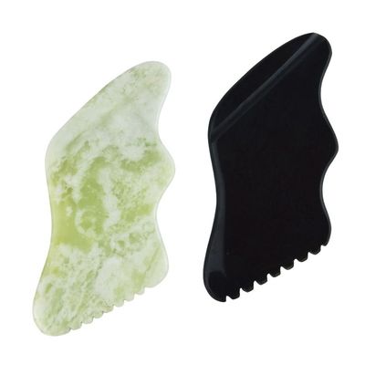 Massageur naturel de jade vert Guasha pour l' anti-vieillissement Chinois Xiuyan Jade la forme de la foudre Gua Sha grattage outil de massage