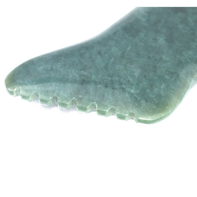 Forme de foudre vert foncé Néphrite naturel hétien Jade Gua Sha Outil de massage pour logo personnalisé Self Skin Health Care Spa