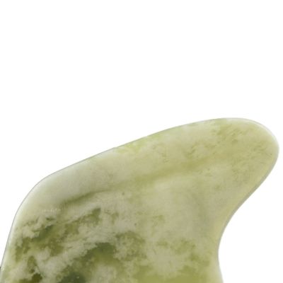 Logo personnalisé Produit de tendance Forme naturelle Xiuyan Jade Gua Sha Scraping Board pour outil de massage complet du corps