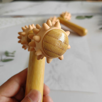 Équipement de massage corporel été 2024 Tendance arrivées Massage à la main Roller Massage oculaire Roller Stick Bois 3D Roller Massager facial