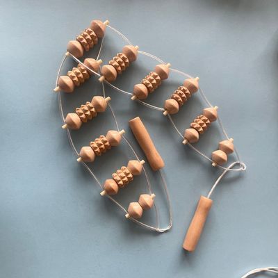 Masseur corporel 2024 arrivées Logo personnalisé et emballage Masseur à dos en bois Roller Tool Masseur en bois pour hêtre