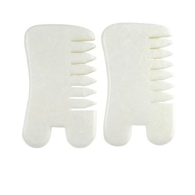 Xiuyan naturel Jade Gua Sha Peigne de massage du cuir chevelu Peigne de massage de la tête de Guasha Massageur de cheveux Salon de soins de santé Outil de beauté pour le massage musculaire
