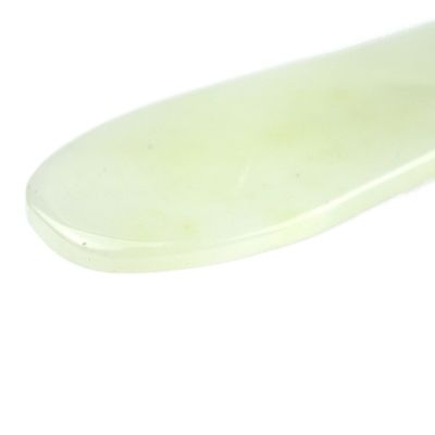 Propriétés du masseur de corps Massageur Xiuyan Jade Poisson en forme de Gua Sha Facial Outil de soin de la peau Outil de soins du visage anti-âge Guasha
