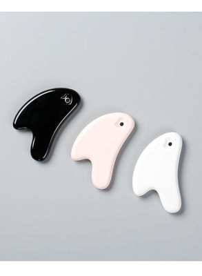 Soins personnels de la peau Spa lifting du visage Salon de beauté Équipement de massage en forme de cœur Mini-massage Ceramique Gua Sha Outil pour masseur du visage